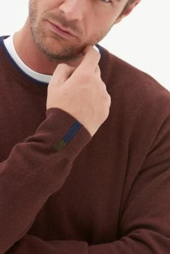 Loop Cashmere Mens Cashmere Crew Neck Sweater in Bordeaux - Burgundy -Cheap Clogau Store 8dd1328114fe48c7b0abb79165664093 scaled