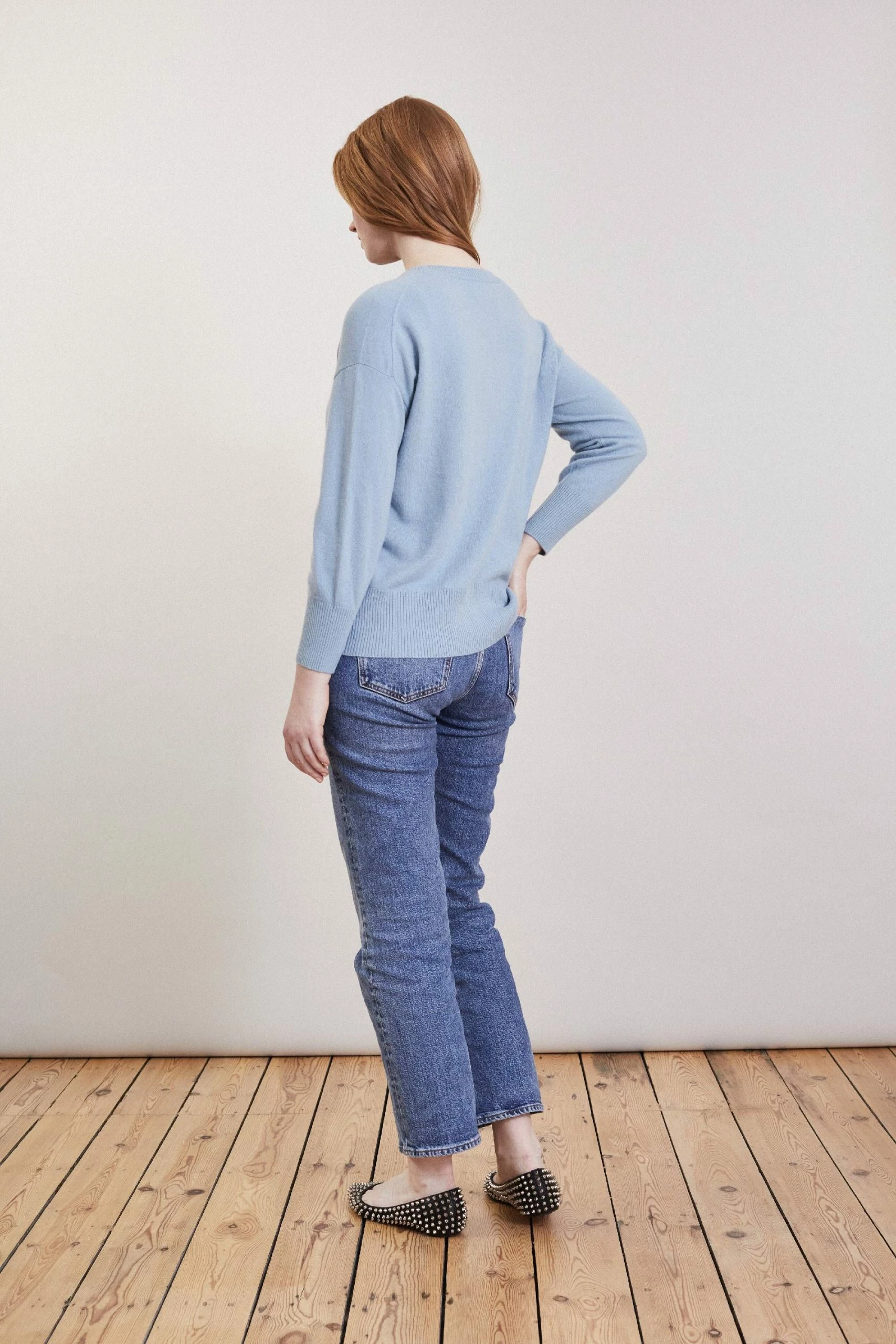 Loop Cashmere Easy Cashmere Sweatshirt in Glacier - Blue 2 Loop Cashmere Easy Cashmere Sweatshirt in Glacier - Blue - Image 2