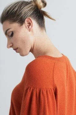 Loop Cashmere Cashmere V Neck Sweater in Orange -Cheap Clogau Store c508aa57e7934cc2a177b741ad230dbe scaled